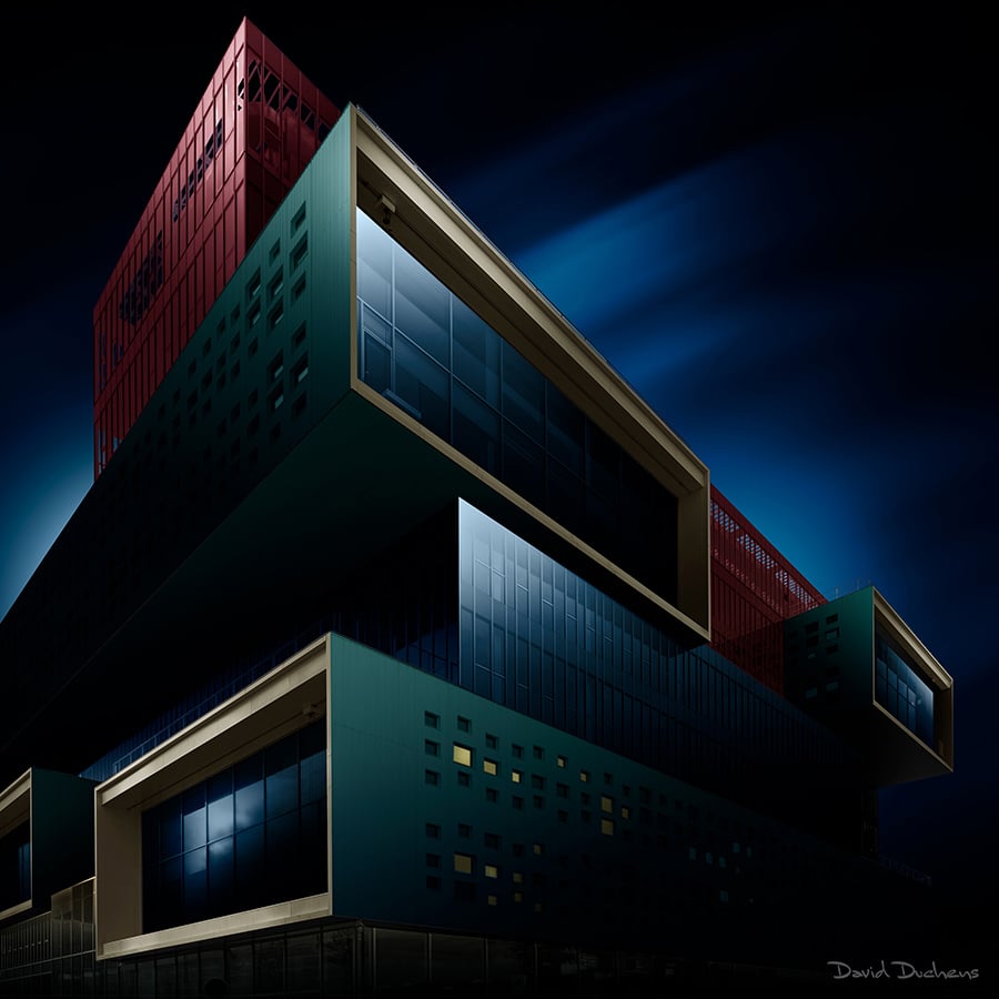 photo d'architecture colorisée par David Duchens