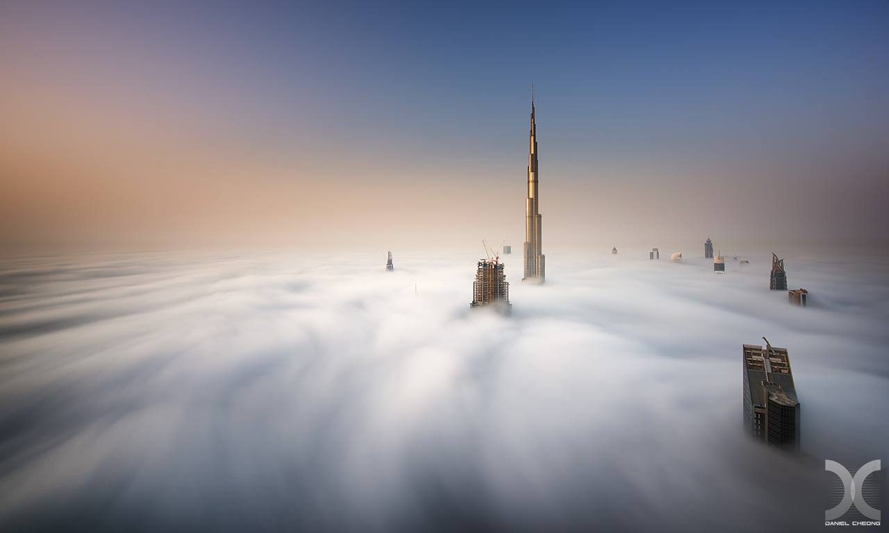 Dubai dans la brume par Daniel Cheong