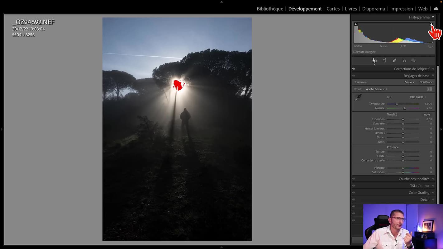 Visualisation des zones surexposées en rouge dans Lightroom.