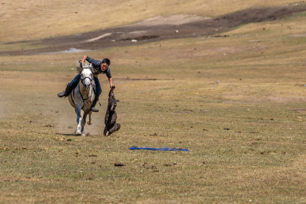 Le Kok-Boru Jeu équestre Kirghize