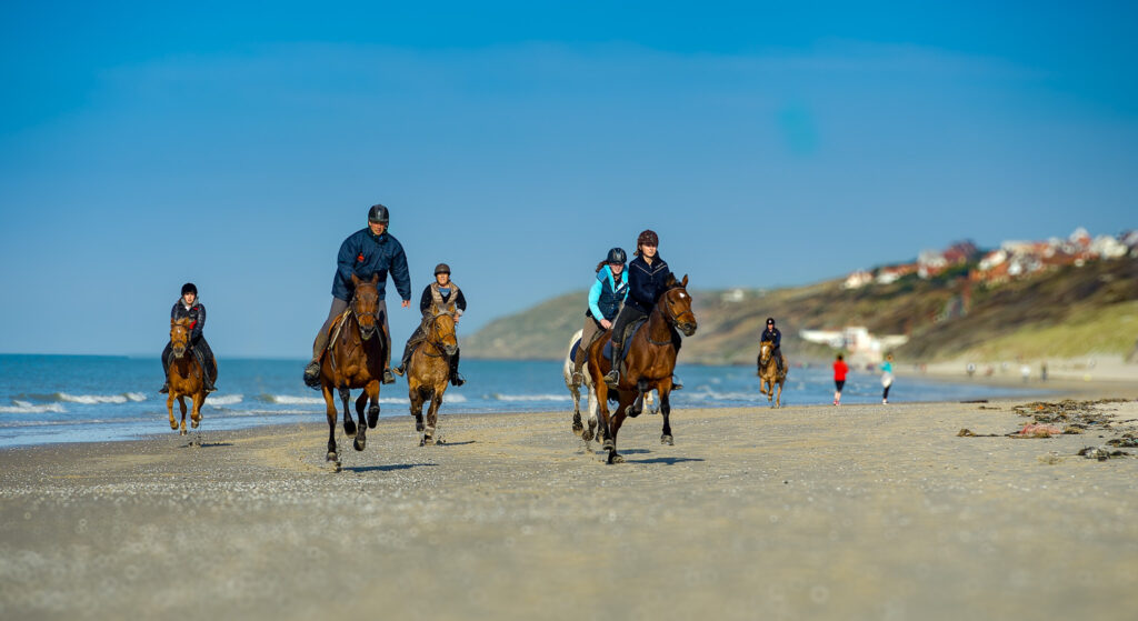 Promenade sur la plage à Hardelot Côte d'Opale