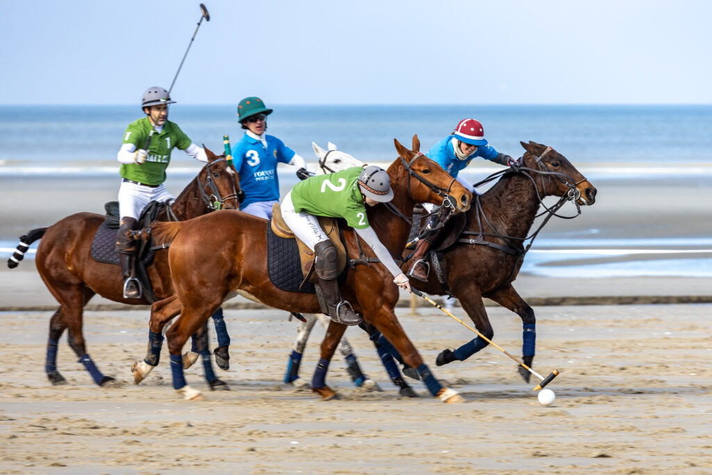 Compétition de Polo sur la plage du Touquet