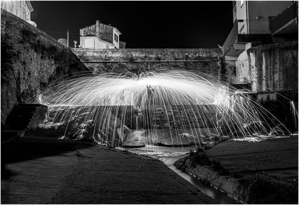 L'homme aux mille lumières