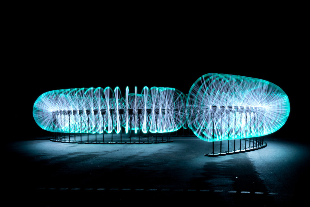 des cottons tiges dansants - mons en lumière