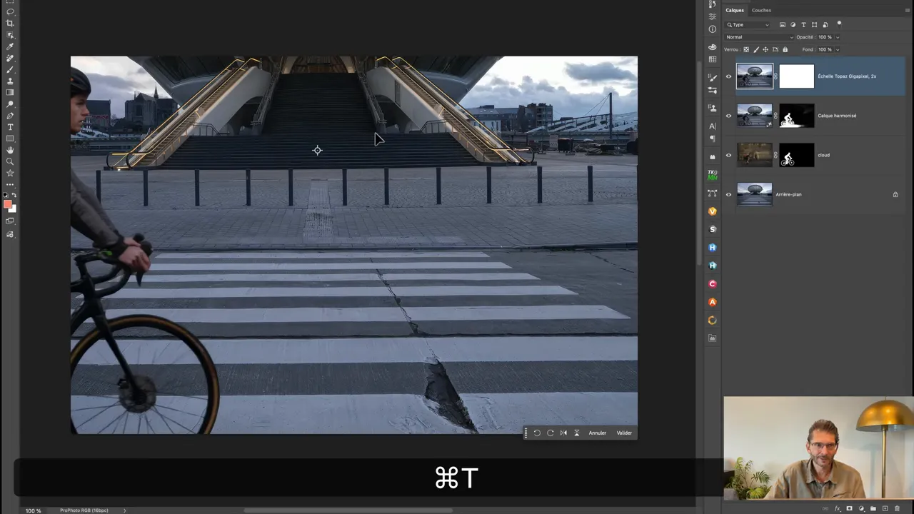 Agrandissement avec Topaz Gigapixel pour conserver les détails.