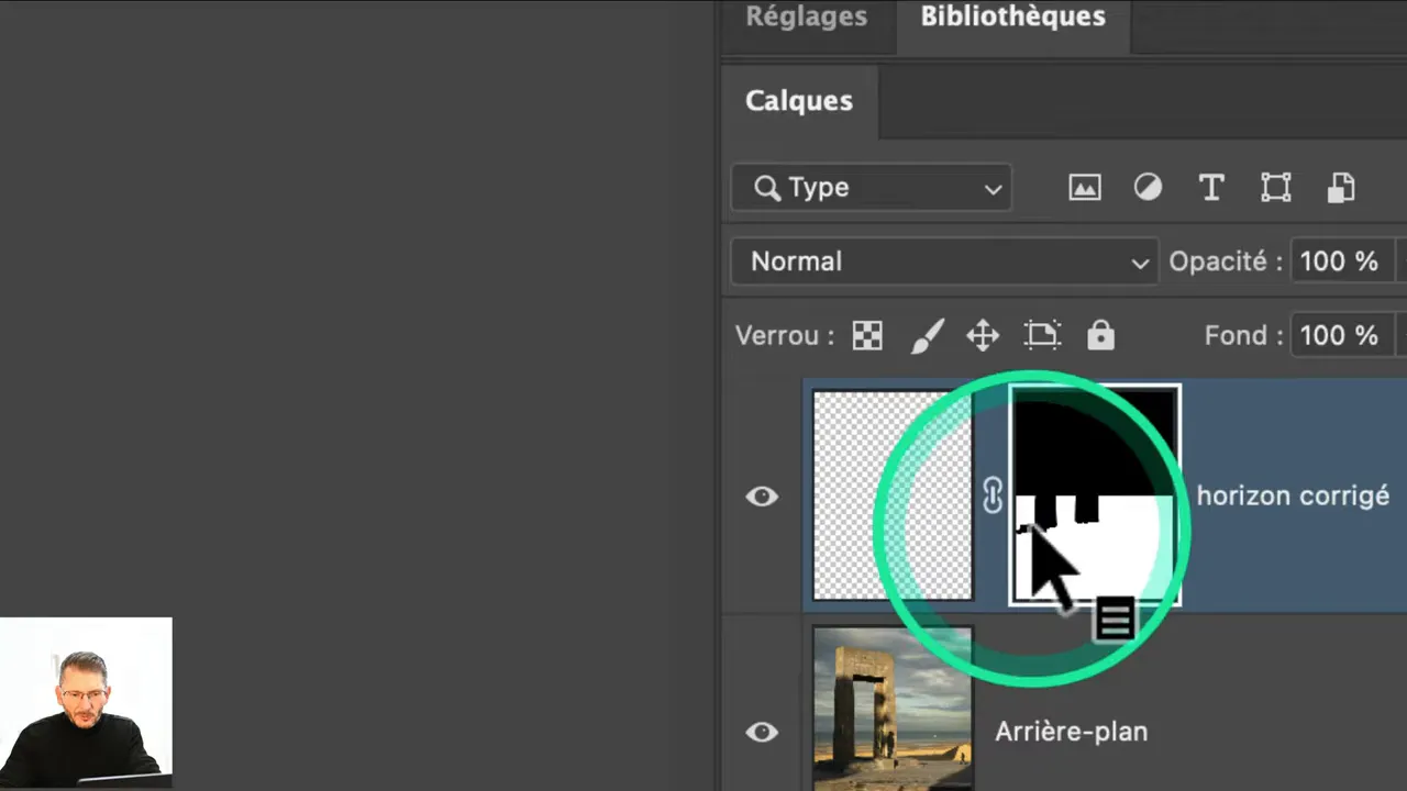 Masque de fusion où une statue est protégée en noir.